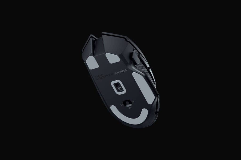 RAZ BASILISK V3 X HYPERSPEED 3