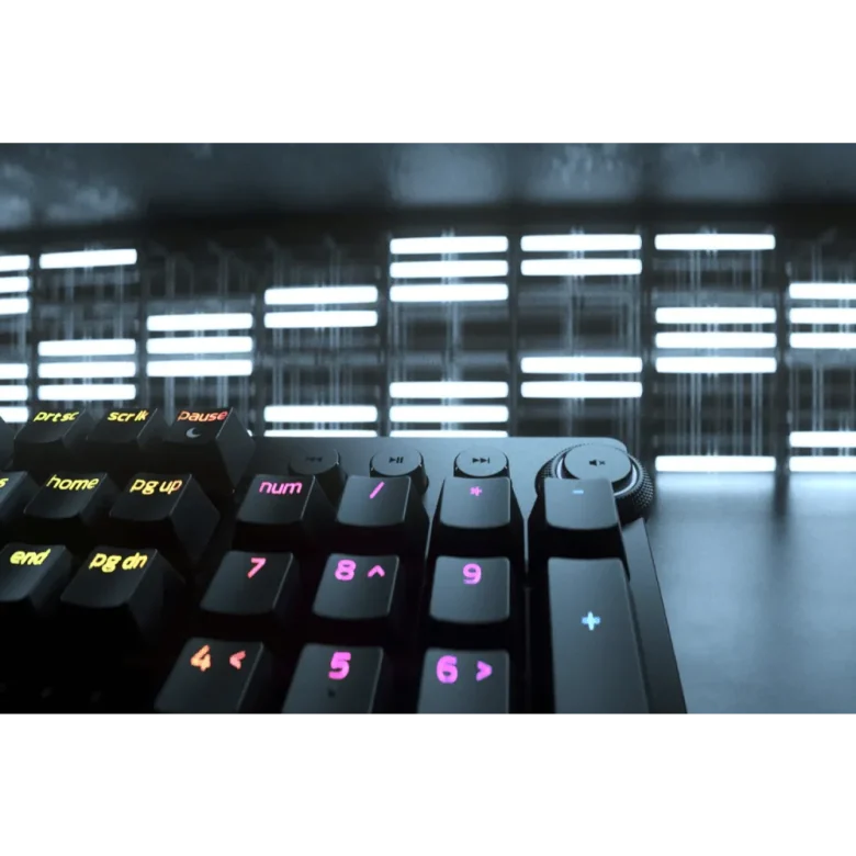 RAZER HUNTSMAN V2 3