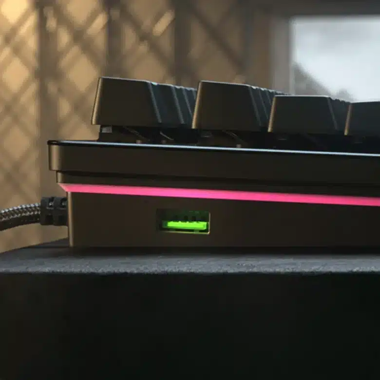 RAZER HUNTSMAN V2 5