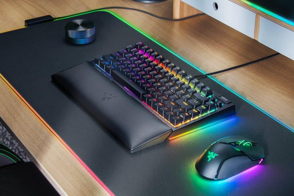 Razer BlackWidow V4 75 2