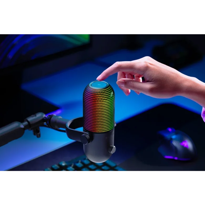 Razer Seiren V3 Chroma 1