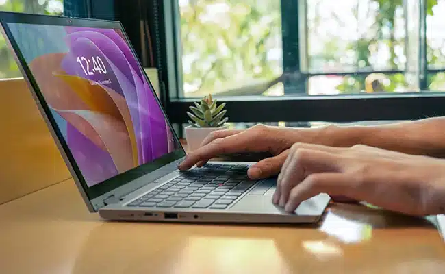 מחשב נייד Lenovo ThinkPad L13 Gen 5 21LB001PIV Ultra-7 16G 512G
