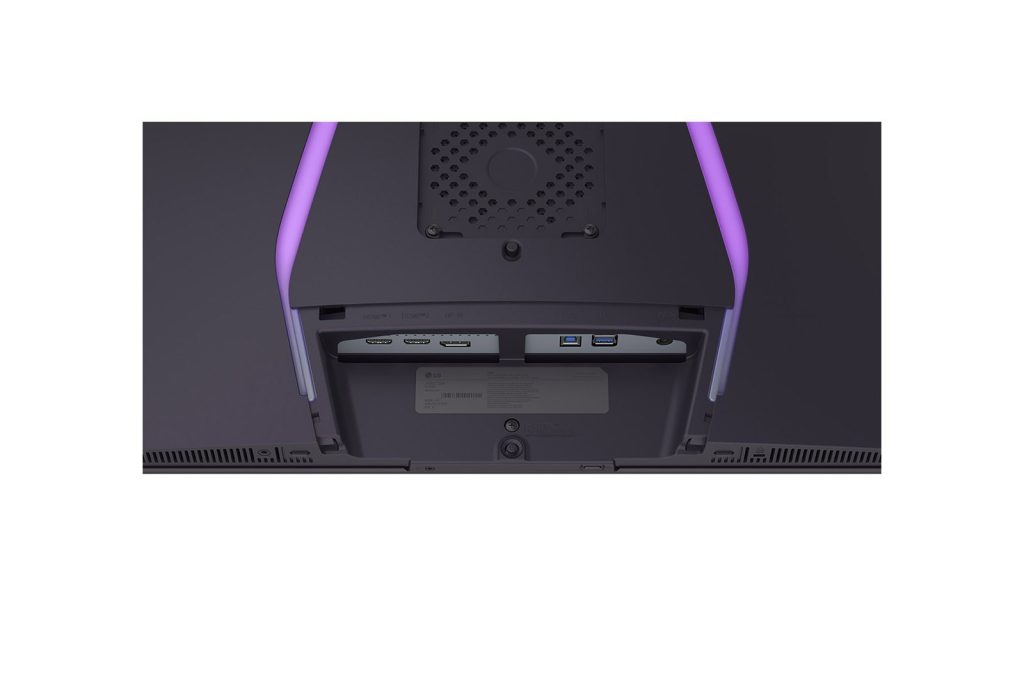 מסך מחשב גיימינג LG UltraGear 32GS95UV-B 4K OLED 32