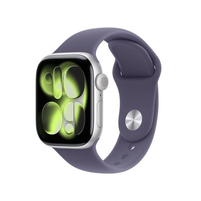 Apple Watch Series 11 46mm – אלומיניום כסף, Purple Fog Sport Band – מבט אלכסוני