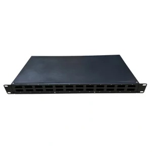 פנל אופטי פרימיום 1U ל-24xSC כפול או 24xLC קוואד כולל מגש היתוך וברגים למתאמים